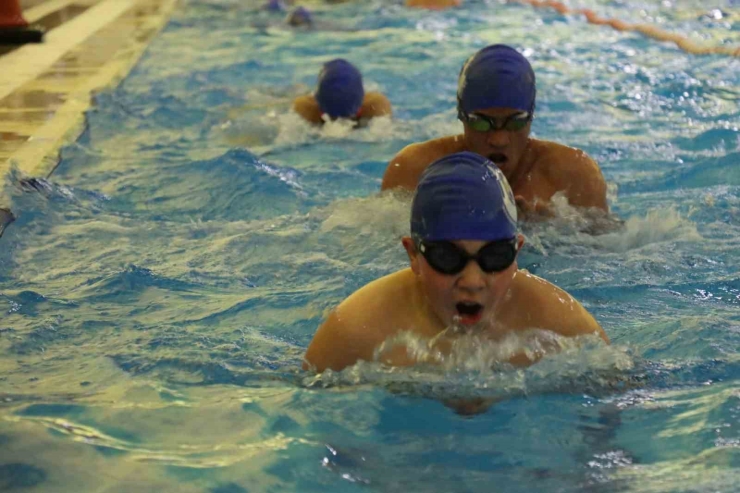 Büyükşehir Belediyesi Sporcuları 1 Kupa İle 48 Madalya Kazandı