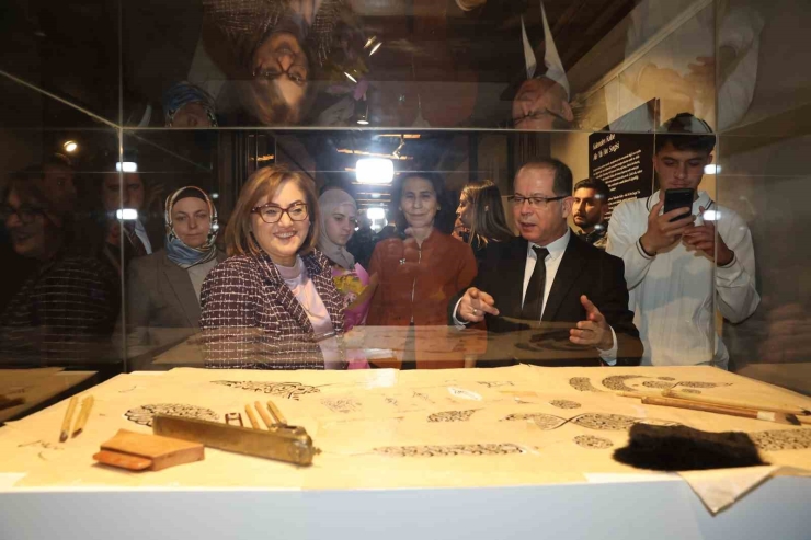 Gaziantep Büyükşehir’den "kalemden Kalbe" Hüsn-i Hat Sergisi