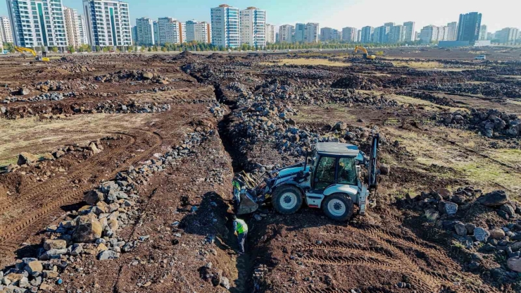 211 Bin Metrekarelik Mezopotamya Kent Parkında Çalışmalar Devam Ediyor