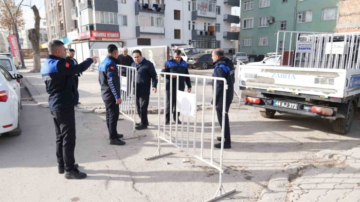 Battalgazi’de Zabıta Ekiplerinden Yol Güvenliği Ve Pazar Denetimi