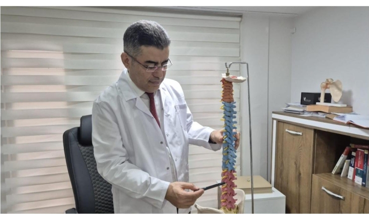 Doç. Dr. İrfan Koca: "teknoloji Kullanımı Arttıkça Fıtık Oranı Yükseliyor"