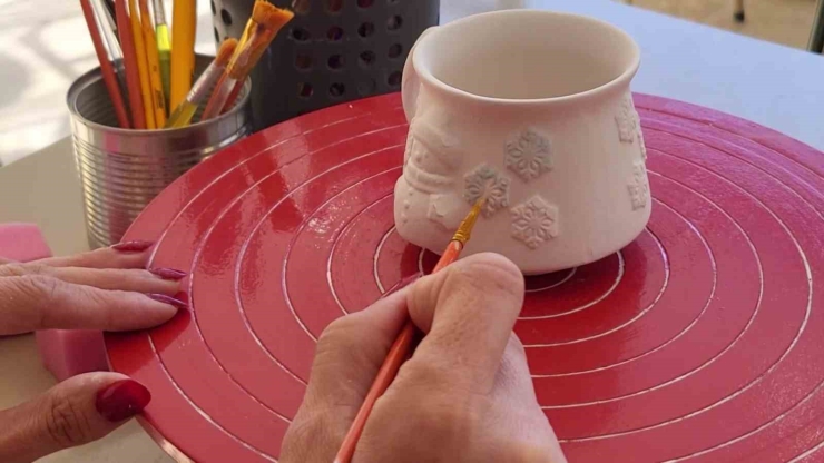 Depremde Yaşadıklarını Unutmak İçin Sanata Yöneldi