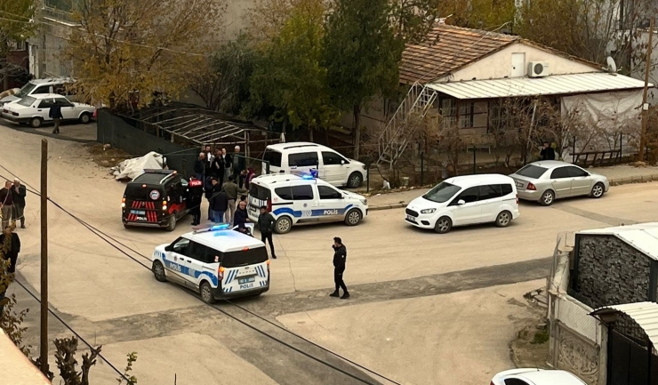 İki Grup Arasında Kavga: 5 Yaralı