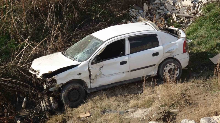 Malatya’da Otomobil Köprüden Uçtu: 1 Ölü, 2 Yaralı