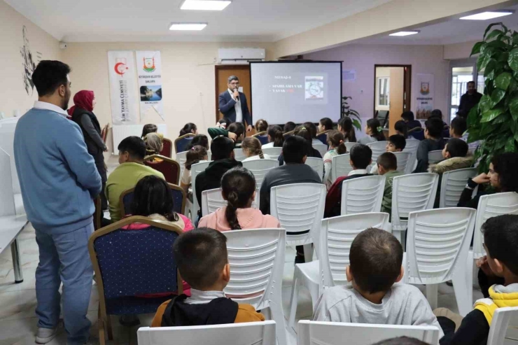 Şanlıurfa’da "dijital Dünyada Denge" Semineri