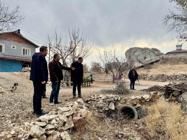 Başkan Ulutaş’tan Kırsal Mahallelerde Saha İncelemesi