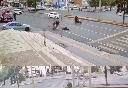 Yolun Karşısına Geçmeye Çalışan Kadına Motosiklet Çarptı: 2 Yaralı