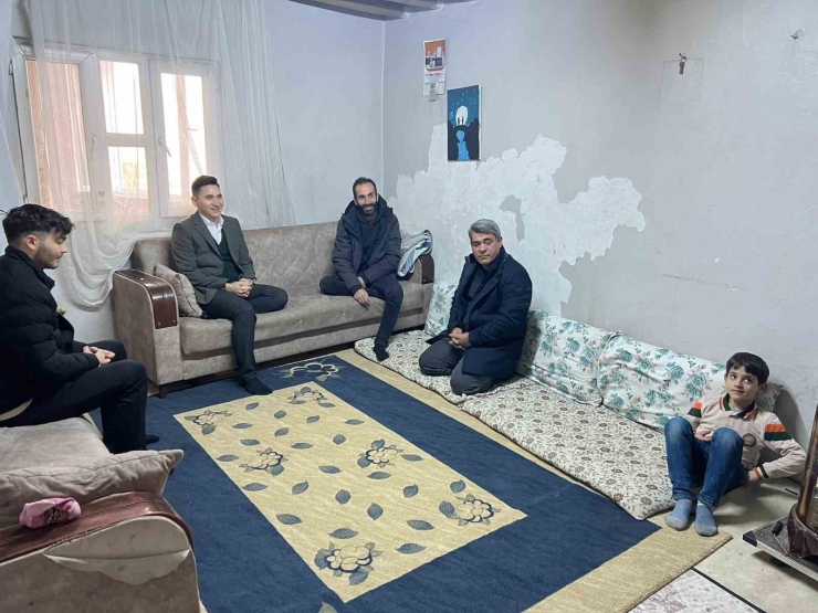 Kaymakam Karataş, Köylerde Vatandaşların Sorunlarını Dinledi