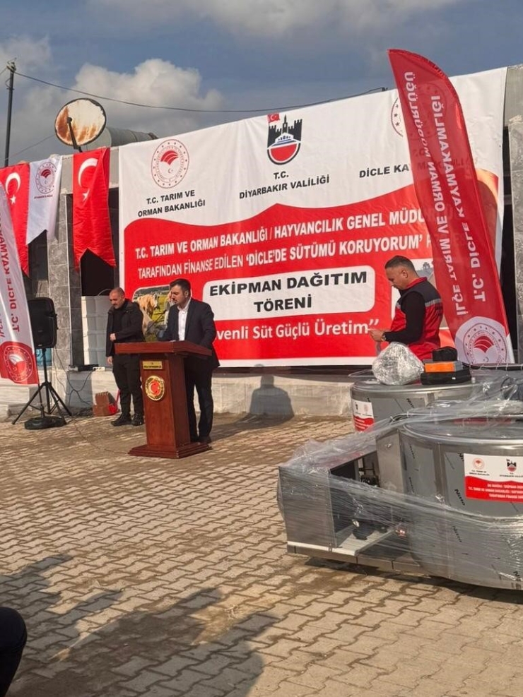 Dicle’de Çiftçilere Yüzde 75 Hibeli 7 Adet Süt Soğutma Tankı Dağıtıldı