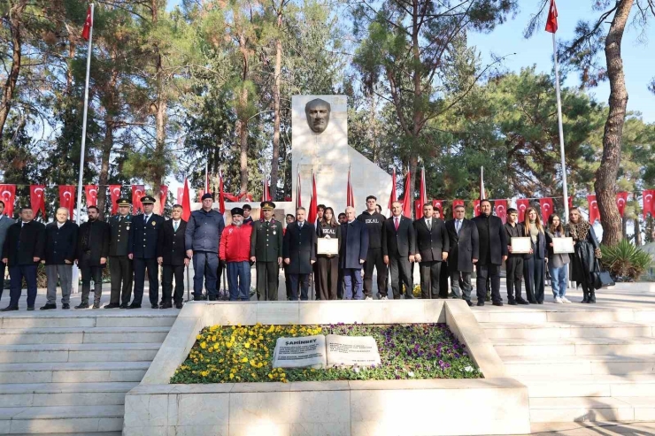 Şahinbey, Antep Savunması’nın Kahramanlarını Mezarları Başında Andı