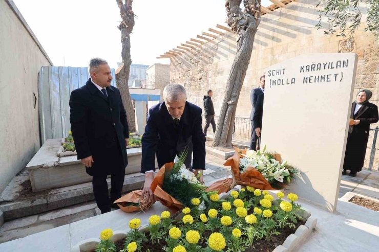 Şahinbey, Antep Savunması’nın Kahramanlarını Mezarları Başında Andı