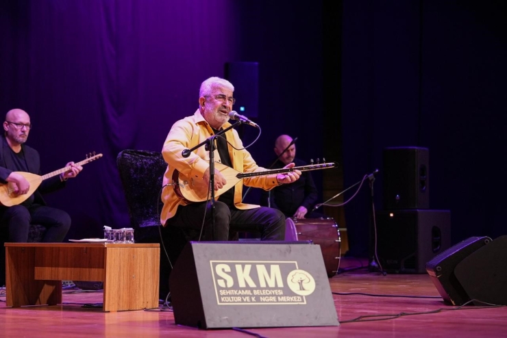 Şehitkamil’de 25 Aralık Coşkusu Kahramanlık Türküleri