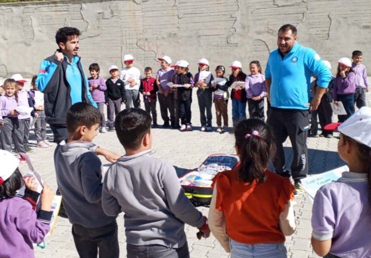 Ozan Köyü’nde Çocuklara Sağlıklı Yaşam Eğitimi