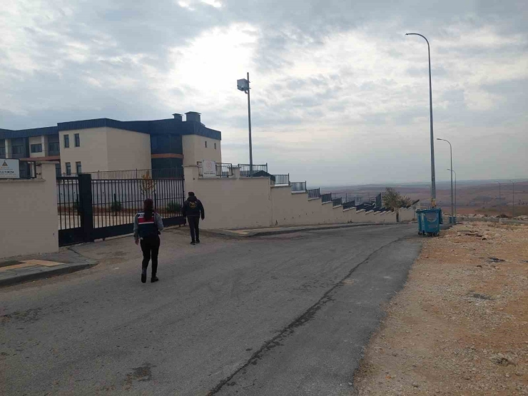 Gaziantep’te Jandarmadan ’huzurlu Okul Önleri-huzurlu Sokaklar’ Uygulaması