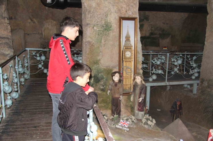 Gaziantep’te Geçmiş Zamanlara Işık Tutan Müze: Oyun Ve Oyuncak Müzesi