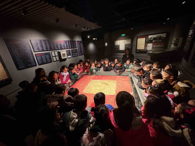 25 Aralık Panorama Müzesi’ne Ziyaretçi Akını