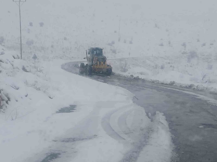Battalgazi Belediyesi’nden Kar Yağışına Karşı Hızlı Müdahale