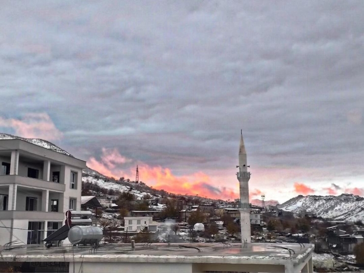 Çermik’e Mevsimin İlk Karı Yağdı