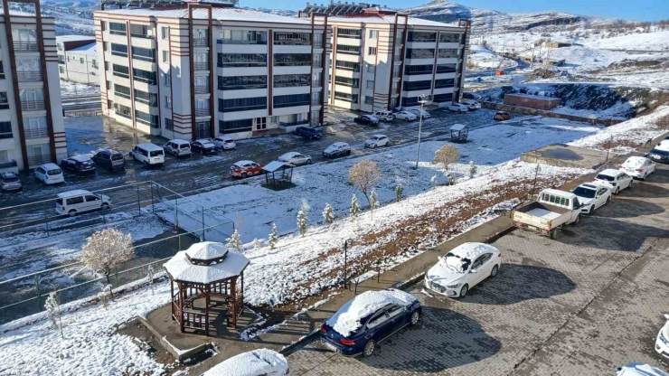 Kulp Beyaza Büründü