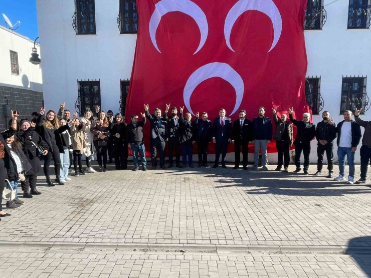 Diyarbakır’da Mhp’ye Katılımlar Devam Ediyor