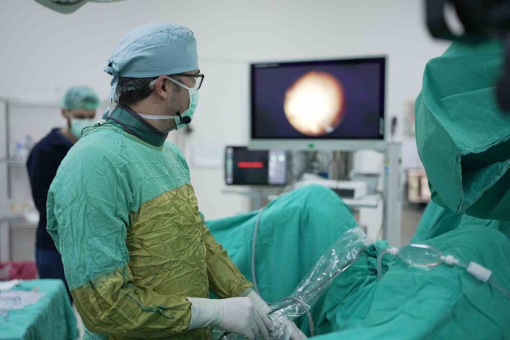 Malatya Eğitim Ve Araştırma Hastanesi’nde 320 Kişinin Katıldığı Canlı Cerrahi Kursu