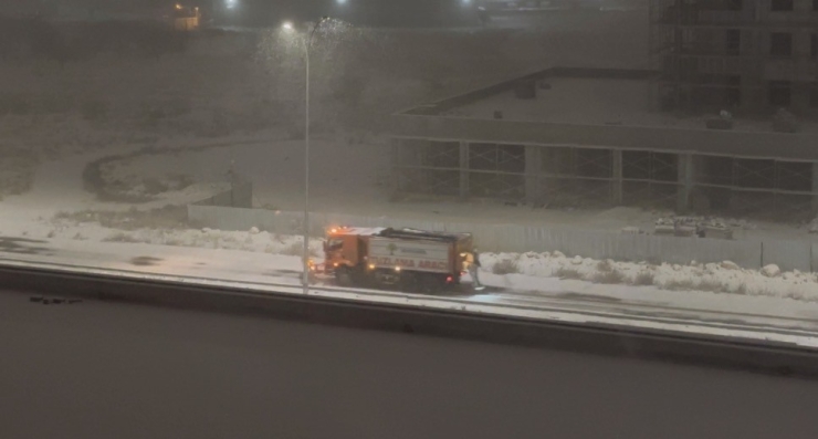 Gaziantep’te Beklenen Kar Yağışı Etkisini Göstermeye Başladı