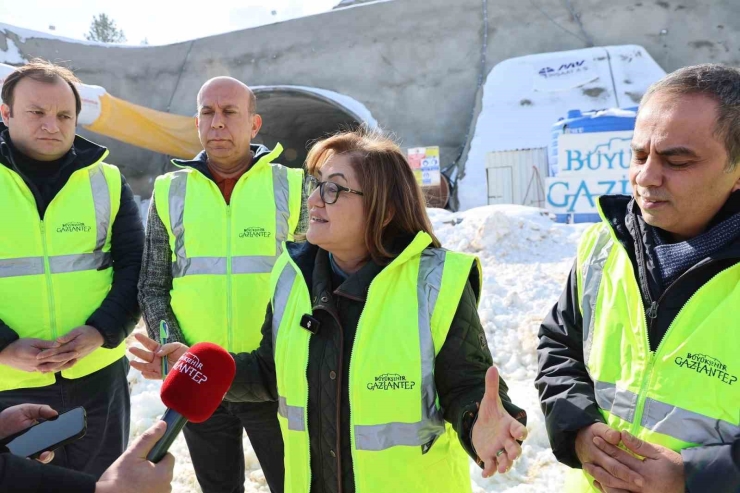 Dülük-osb Tüneli’nin Dörtte Biri Tamamlandı