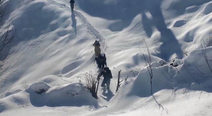 Diyarbakır’da Rahatsızlığı Bulunan Vatandaş, Jandarma Helikopteriyle Hastaneye Sevk Edildi