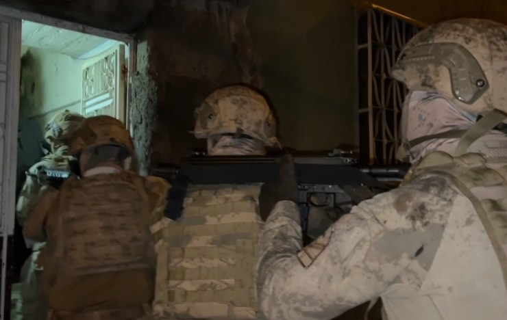 Gaziantep’te Şafak Vakti Deaş Operasyonu: 5 Şahıs Tutuklandı