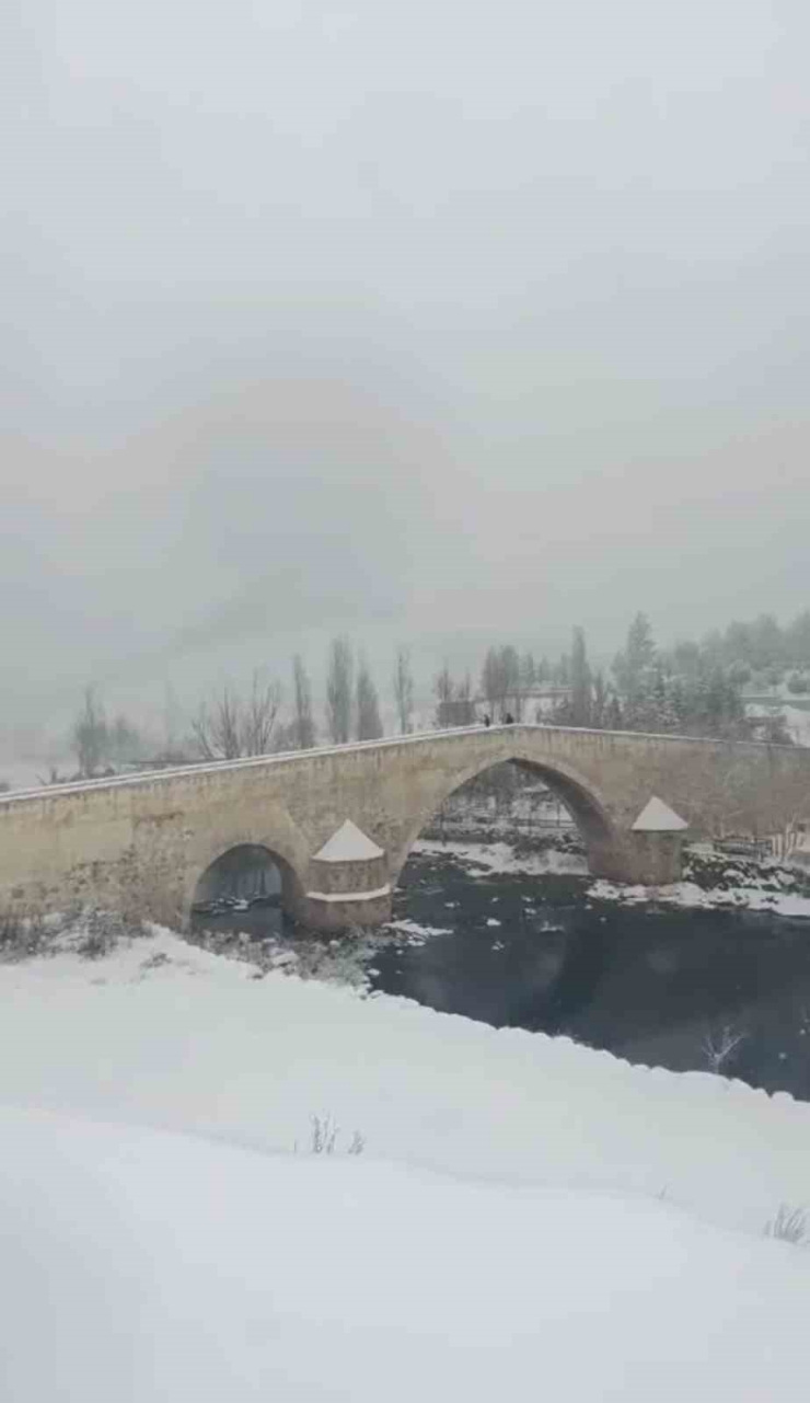 847 Yıllık Haburman Köprüsü, İlk Günkü İhtişamı İle Ayakta