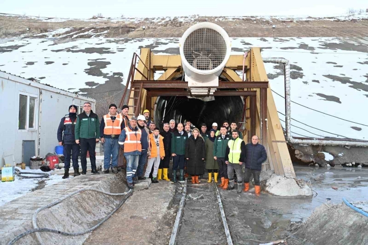Deprem Yaraları Sarılırken Su Altyapısı Güçleniyor