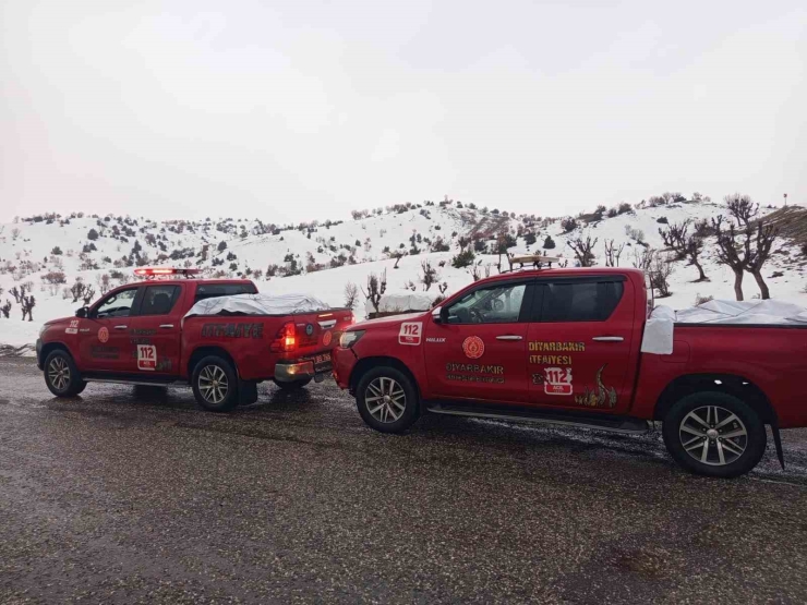 Diyarbakır’da, 6 İlçede 319 Kilometrelik Kırsal Mahalle Yolu Ulaşıma Açıldı