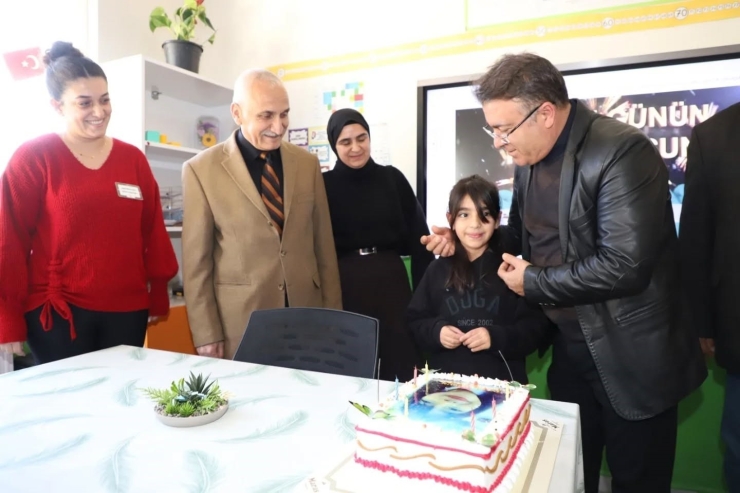 Şehit Emaneti Afra’ya 8’inci Yaşında Anlamlı Sürpriz