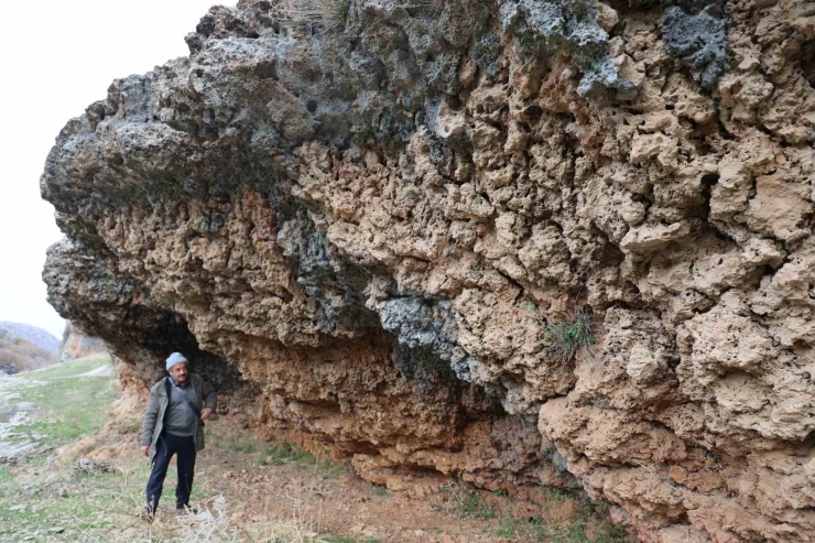 1 Milyon Yıl Önce Oluşumu Tamamlandığı Değerlendirilen Buzul Vadisi Görüntülendi