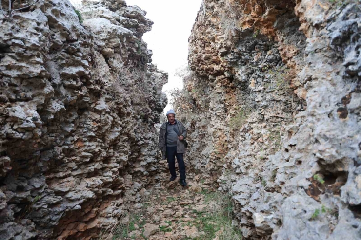1 Milyon Yıl Önce Oluşumu Tamamlandığı Değerlendirilen Buzul Vadisi Görüntülendi