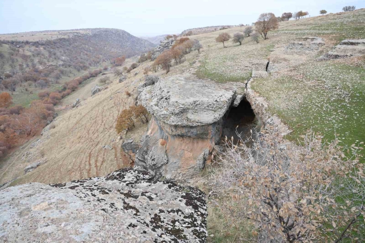 1 Milyon Yıl Önce Oluşumu Tamamlandığı Değerlendirilen Buzul Vadisi Görüntülendi