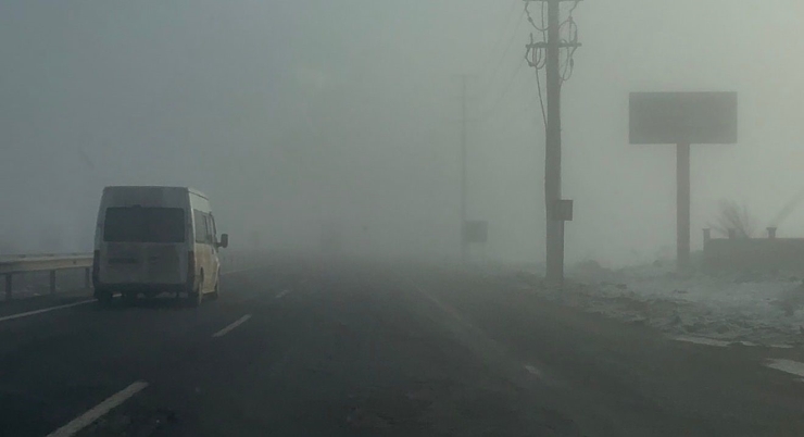 Diyarbakır’da Sis Etkisini Sürdürüyor