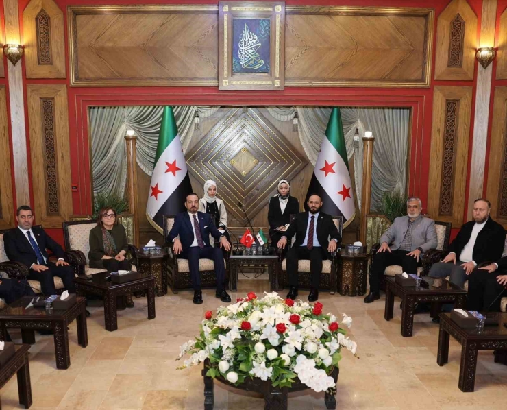 Ak Parti Gaziantep Milletvekili Bünyamin Bozgeyik: "halep Huzura Koşuyor"