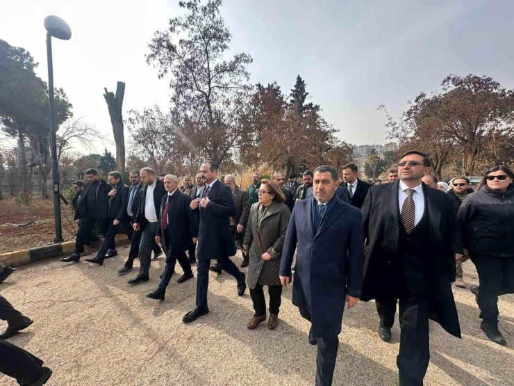 Ak Parti Gaziantep Milletvekili Bünyamin Bozgeyik: "halep Huzura Koşuyor"