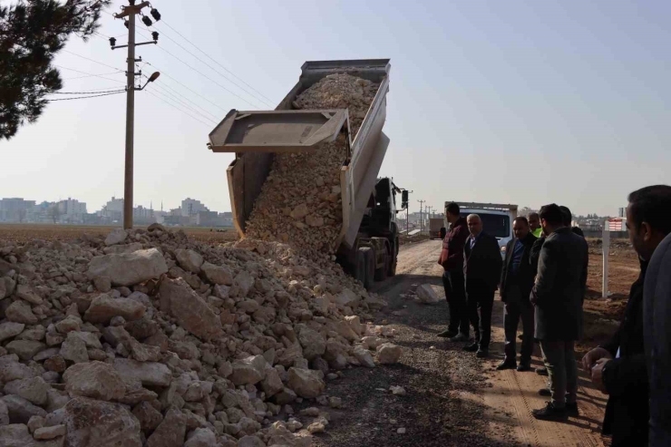 Harran Ovası’nda Yol Çilesi Tarihe Karışıyor
