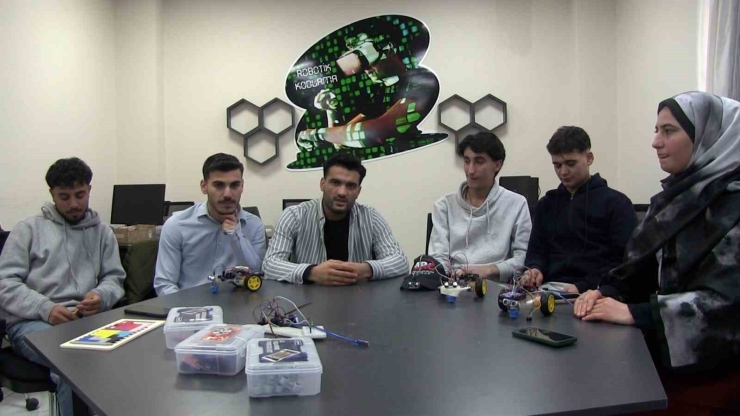 Eyyübiye’de Robotik Kodlama Kursu Kayıtları Devam Ediyor