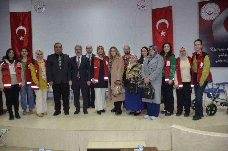 Besni’de "kuşakların Kültür Buluşması" Programı Gerçekleştirildi