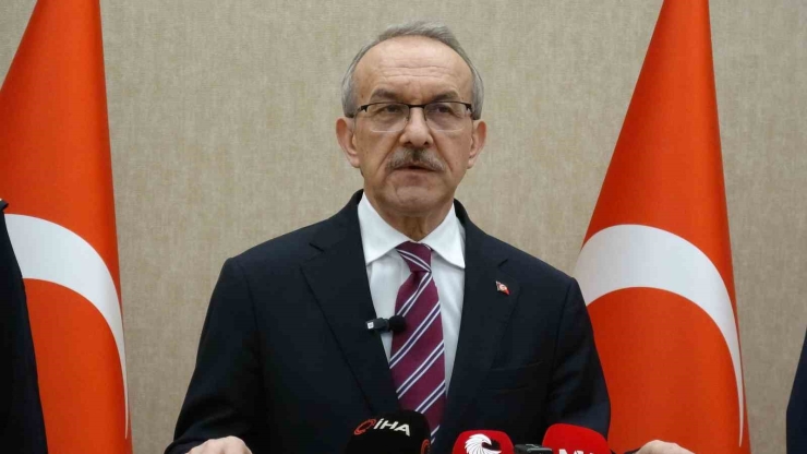 Yeşilyurt’ta Büyükler Baş Tacı Olmaya Devam Ediyor