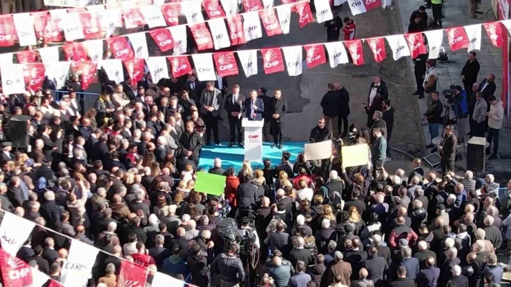 Chp Genel Başkanı Özgür Özel’in Halk Buluşmasına Vatandaş İlgi Göstermedi