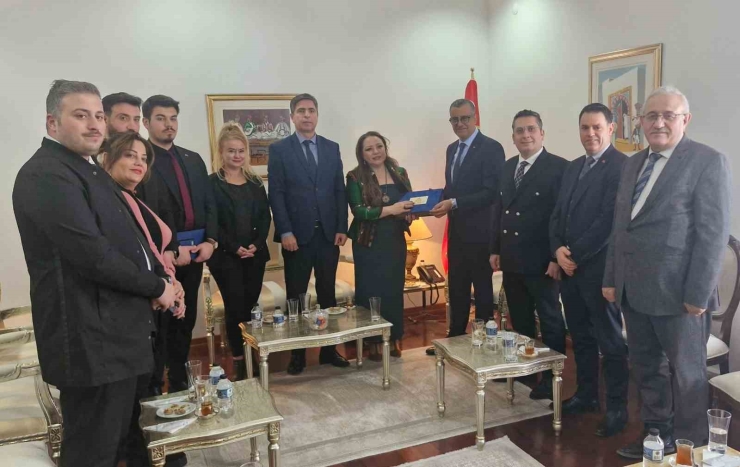 Türkiye-tunus Hattında Sağlık Ve Yatırım İş Birliği Güçleniyor