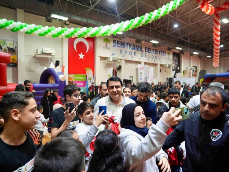 Şehitkamil’de Spor Dolu Buluşma