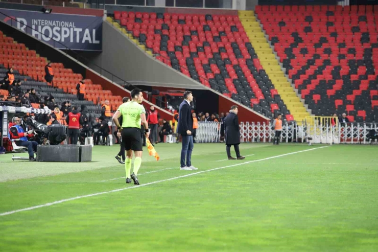 Trendyol Süper Lig: Gaziantep Fk: 0 - Kasımpaşa: 0 (maç Devam Ediyor)