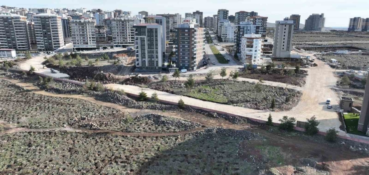 Doğukent’e 17 Metrelik Yol Yatırımı