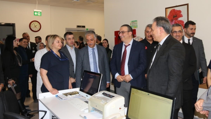 Kapasitesi Büyütülen Tötm Hemodiyaliz Ünitesi Yeni Yerinde Hizmete Açıldı