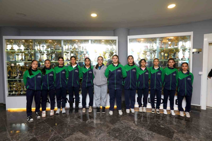 Mavi-beyazlı Sporculardan İlk 40 Günde 71 Yeni Madalya